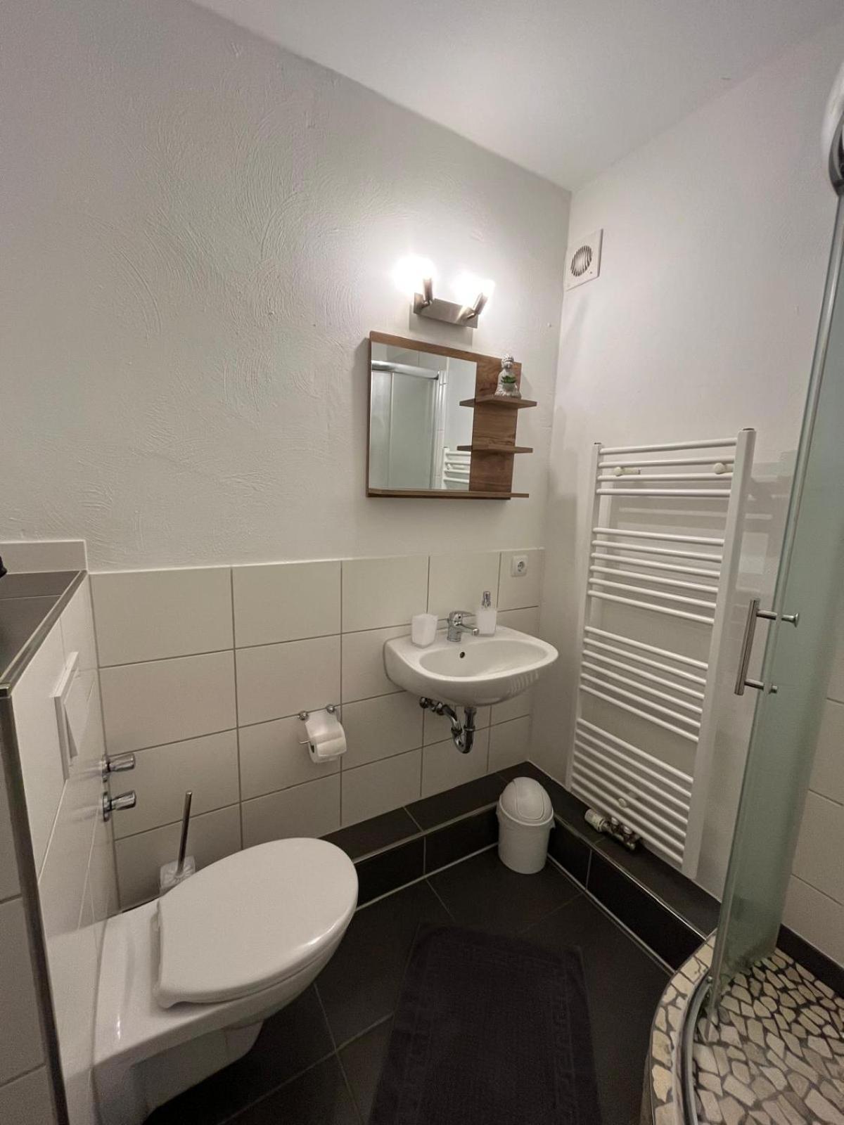 1 Zimmer Apartment Naehe Uni Gottingen Bagian luar foto